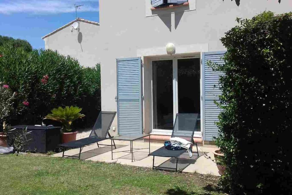 Bastide Au Pieds Des Alpilles St Remy De Provence Piscine Partagee Dans Residence Saint-Rémy-de-Provence Exterior photo