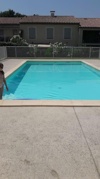 Bastide Au Pieds Des Alpilles St Remy De Provence Piscine Partagee Dans Residence Saint-Rémy-de-Provence Exterior photo